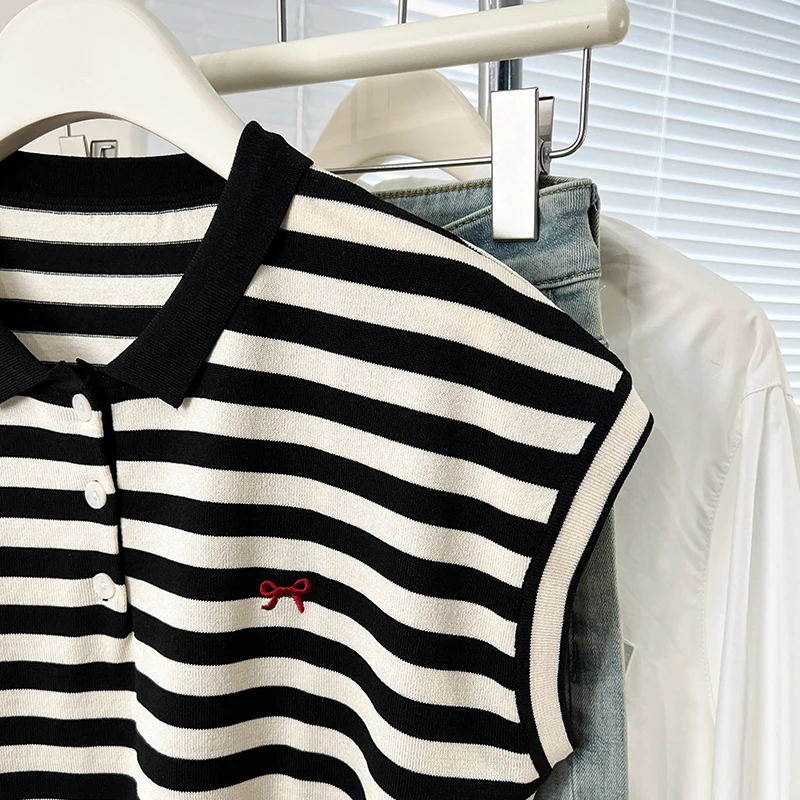 Summer Knitted T-shirt 2025 New Loose Short-sleeved Sweater Design Sense Niche Striped T-shirt Women Casual Versatile Tops