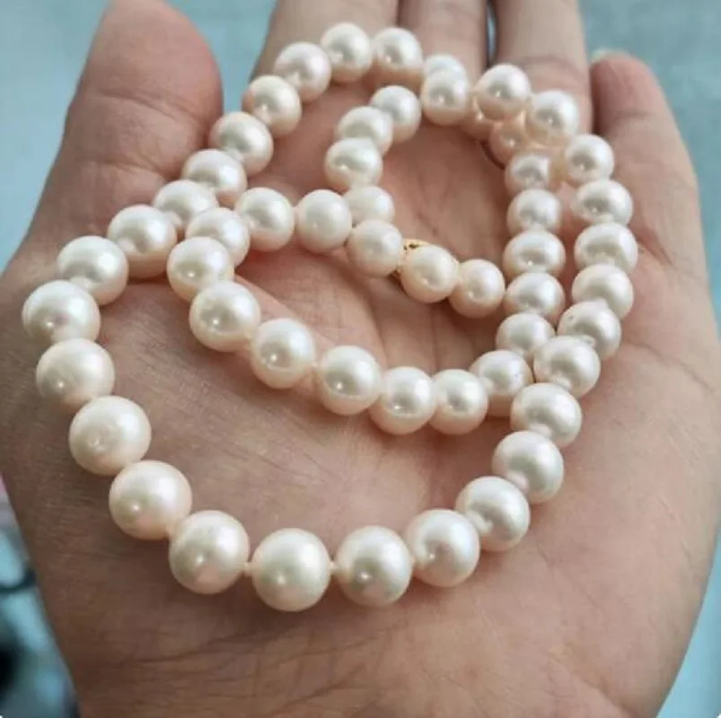 Top Grading AAAA Japanese Akoya 8-9mm  white Pearl Necklace 18\