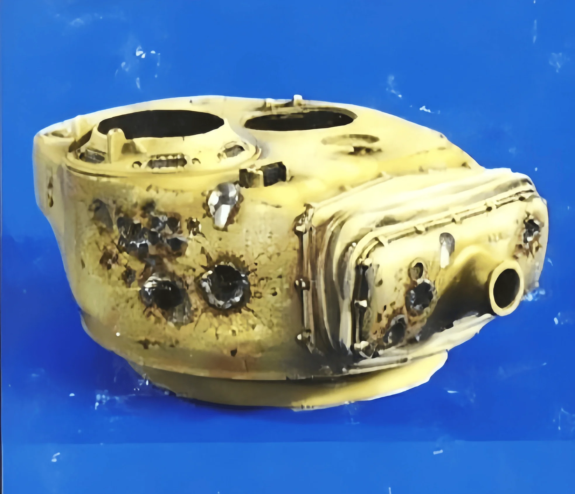 

1:35 Cast Resin Model Assembly Kit, Resin Turret Battle Damaged Version, Unpainted Needs To Be Assembled