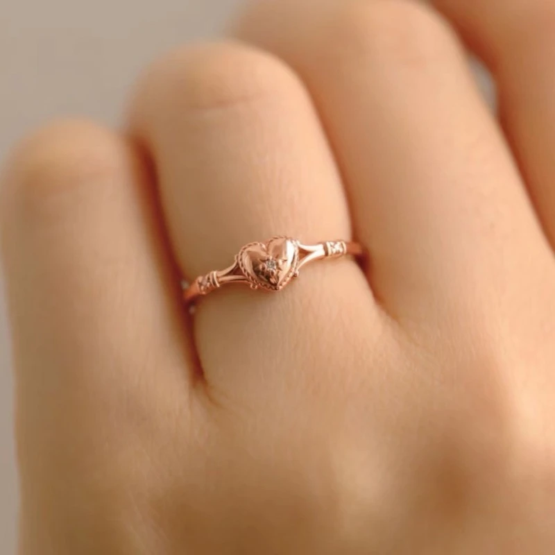 

Minimalist Fashion Heart Shaped Rose Gold Plated Ring - Ins Style Daily Wear Accessory Elegant Love Heart Trendy Jewelry Gift