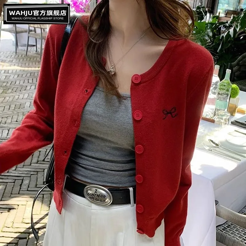 

Round Neck Buttoned Cardigan Long Sleeve Knitted Cardigan Coat Women's Sweater Top