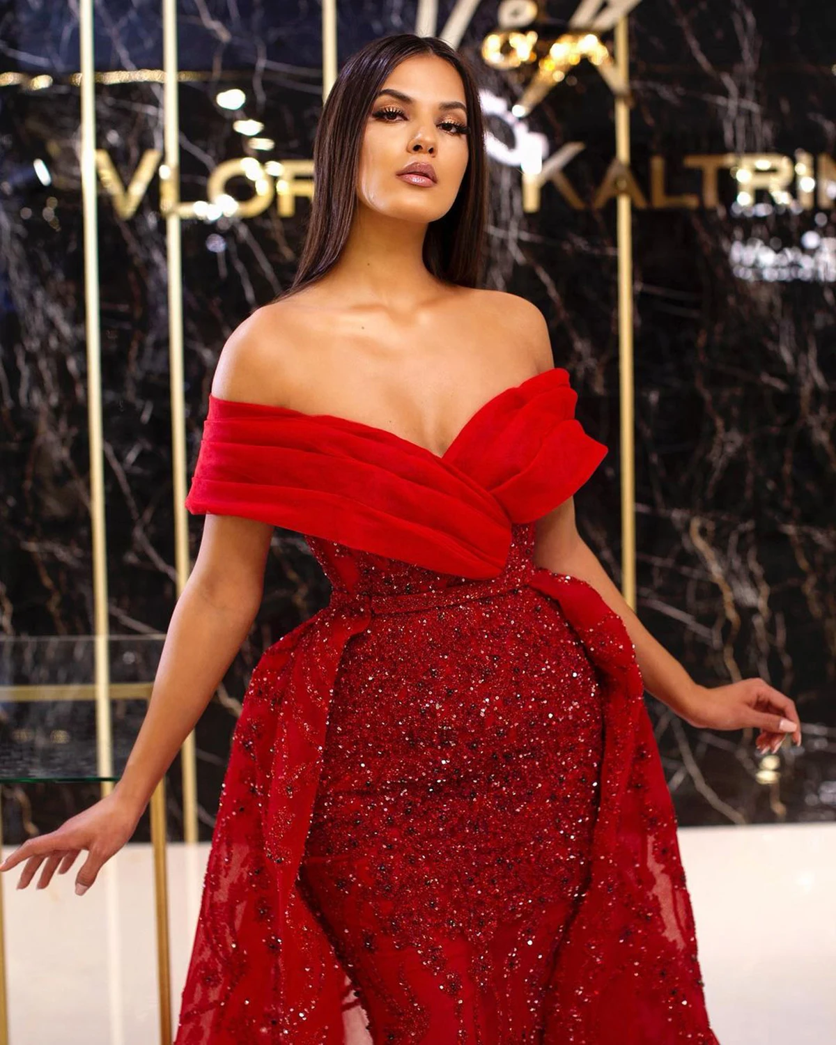 Red Gorgeous Beaded Mermaid Evening Dresses With Detachable Train Off Shoulder Sequined Prom Gowns Formal Dress