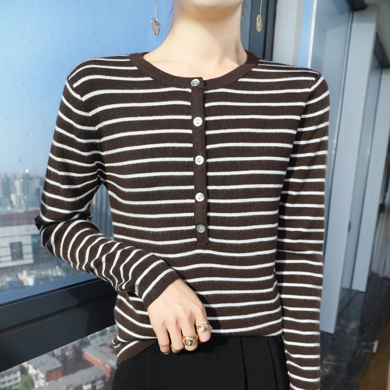 2024 Autumn and winter Cashmere sweater Women Long sleeve slim fit Knitted striped Cashmere Sweaters Women