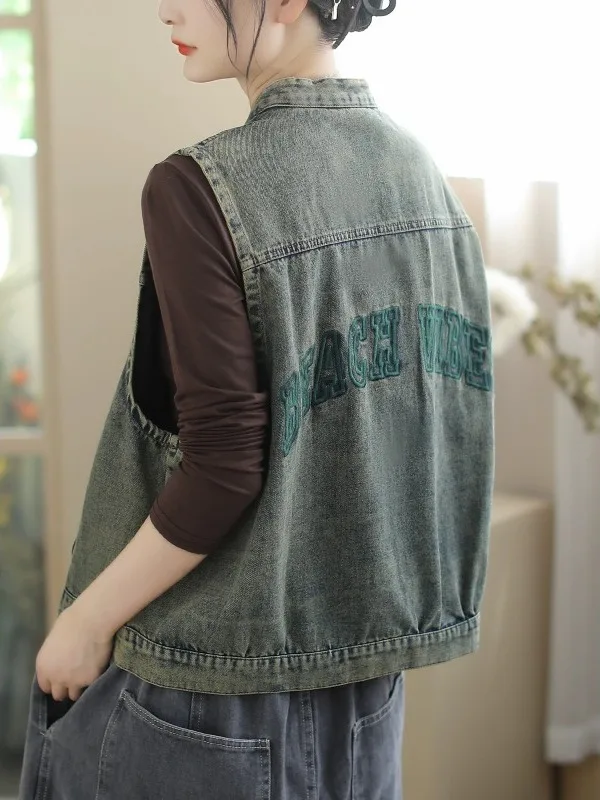 

Women's Casual Loose Patchwork Jeans Vest Spring 2026 Slimming Fashionable Versatile Daily Wear Single Button Closure