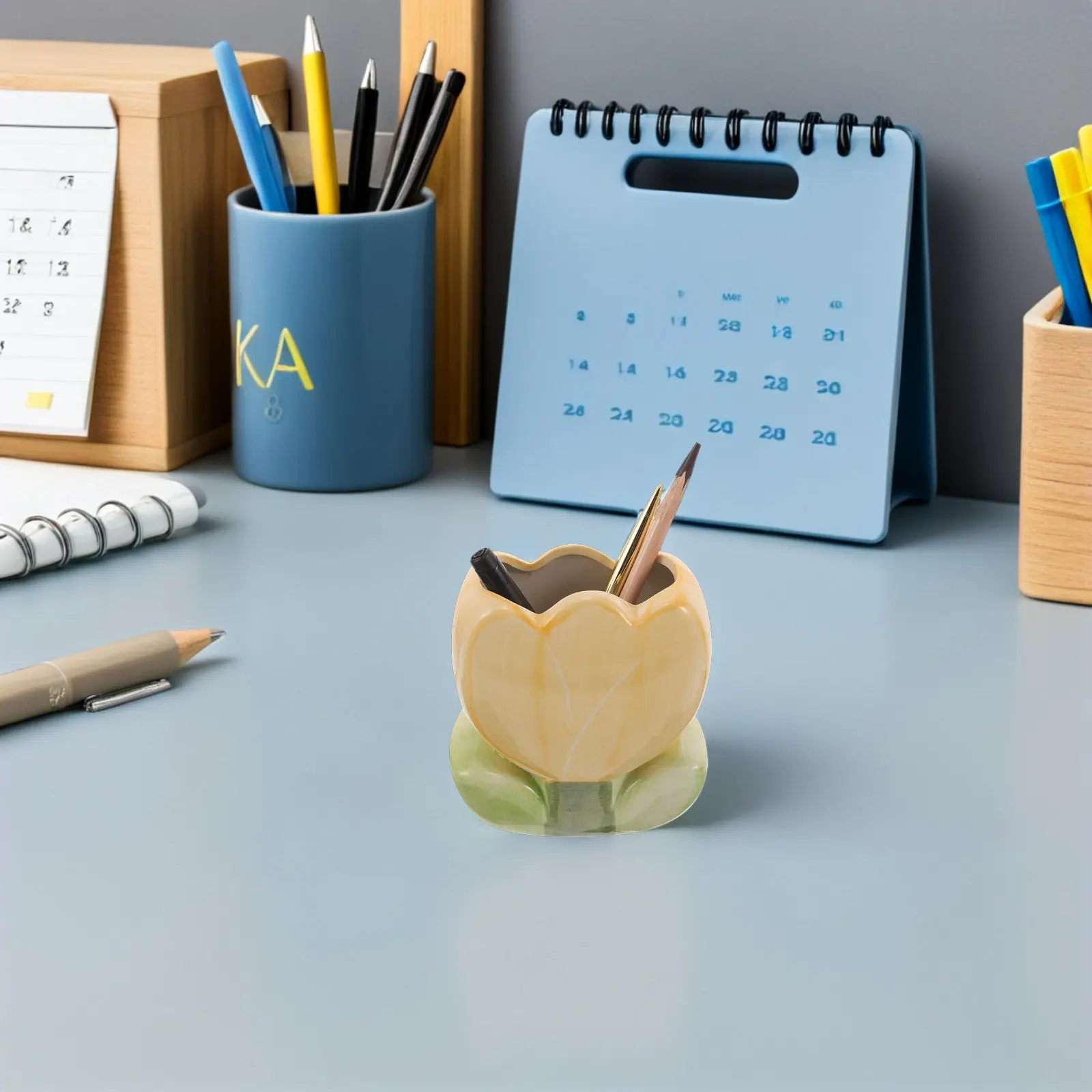 Cute Tulip Pen Holder Ceramic Pencil Organizer Cup Desktop Decoration Desk Organizer Pen Stand Office Stationery Holder