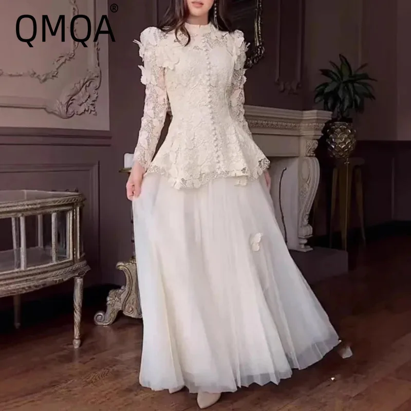 QMQA Fashion Women's Elegant Lace 2 Pcs Sets Hollow Out Patchwork Embroidery Top Elastic Waist Gauze Skirts Set 2025 New 1A742