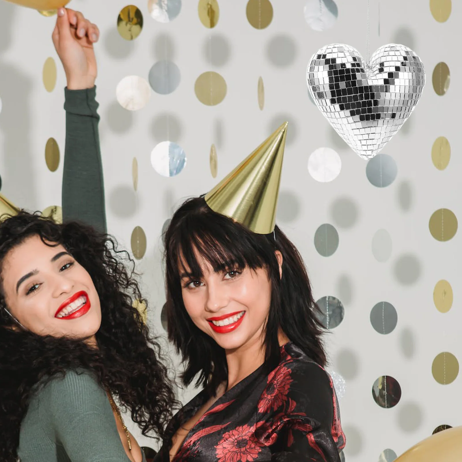 

Heart Mirror Disco Ball Hanging Decoration Reflective Silver Disco Ball Party Decor Wedding Backdrop Photo Prop Indoor Outdoor