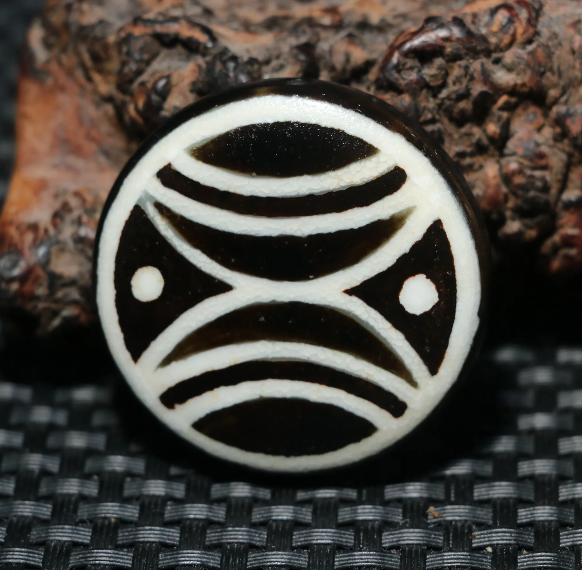 Ultra Magic Energy Tibetan Old Agate Colorful Big Fortune Coin Goat Eye dZi Bead Pendant Amulet LS TIMESTOWN Sauces RPL230201a4