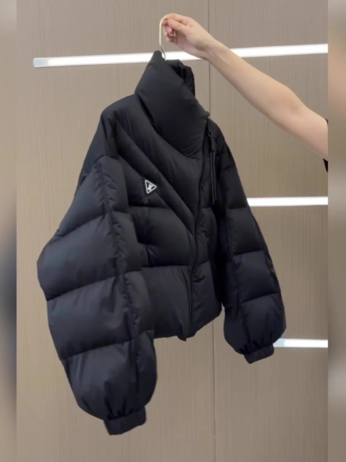 Sli ort Bla down Jaet Casaco de inverno feminino Faionable Tamanho pequeno High-End Feel Commute Sle Fibra de poliéster