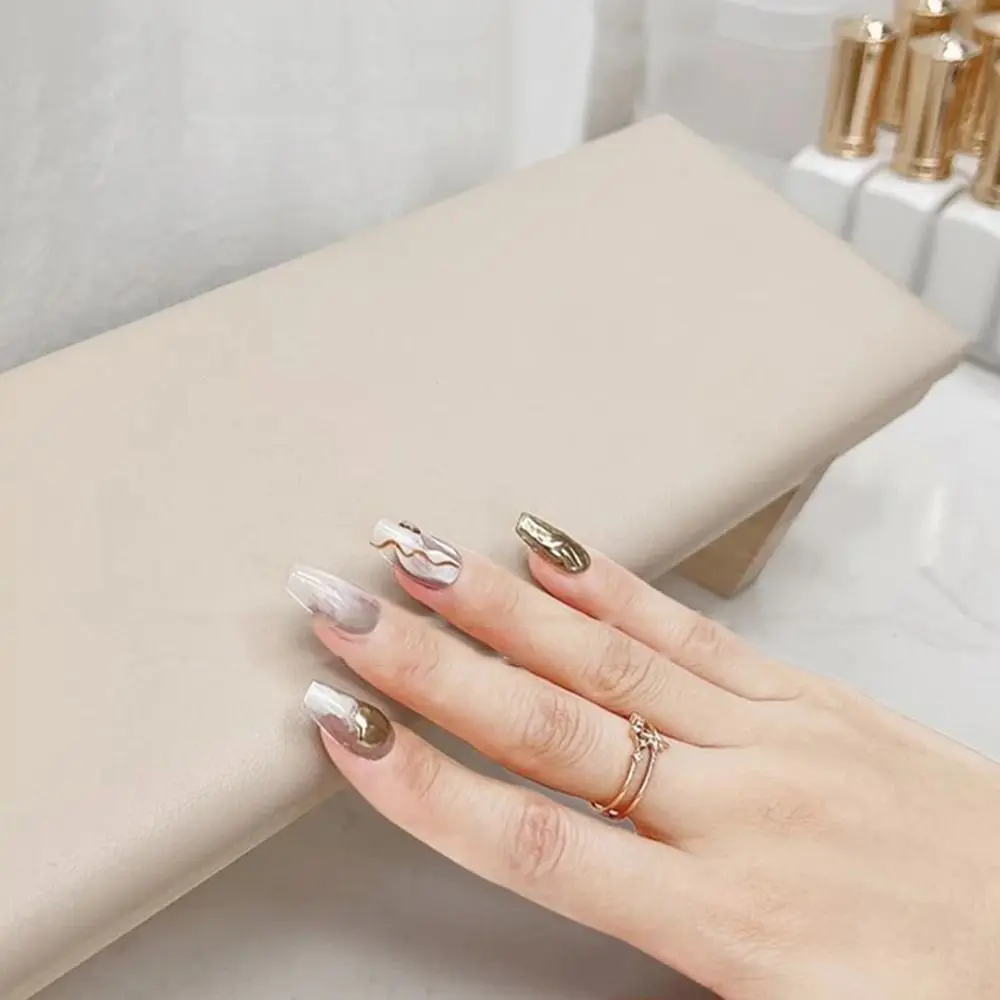 Almohada de mano biselada con diseño inclinable, Base de madera, cojín reposabrazos para uñas que ahorra espacio, soporte suave para manos, soporte para decoración de uñas, herramienta de manicura