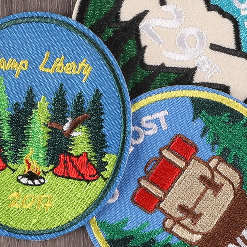 Outdoor Animal Pattern Round Embroidery Badge Cartoon Embroidered Clothing Patch DIY Sew on Applique