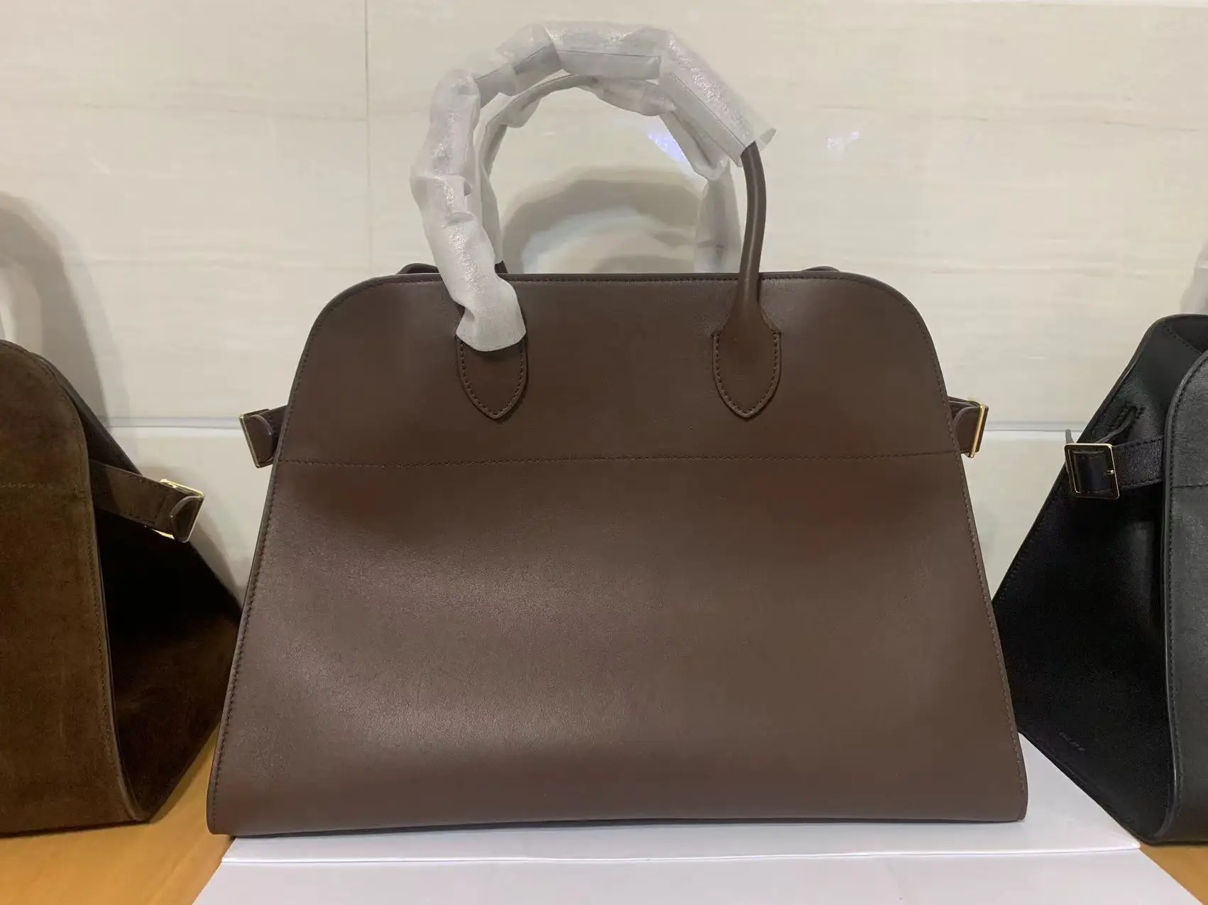 High Quality Margaux15 Handbag  Bottom Width 38CM Factory Direct Sales Soft Natural Leather