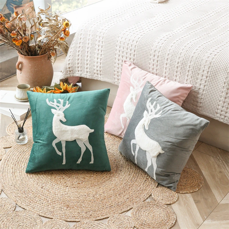 

Cute Christmas Plush Throw Pillow Cover 45X45CM Little Deer Cushion Cover Christmas Party Decor Home Decorative Pillowcase