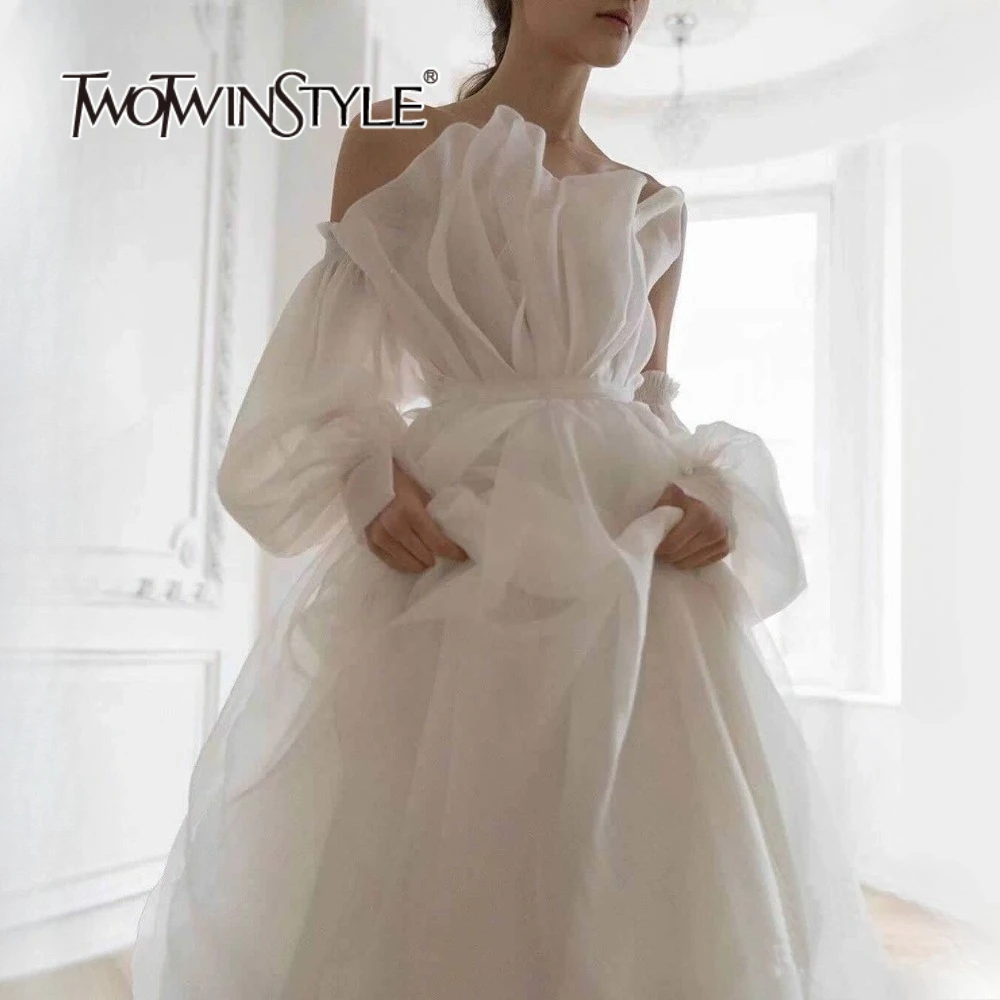 

TWOTWINSTYLE Solid Slimming Spliced Folds Elegant Dresses for Women Strapless Long Sleeves High Waist Minimalist Dress Female