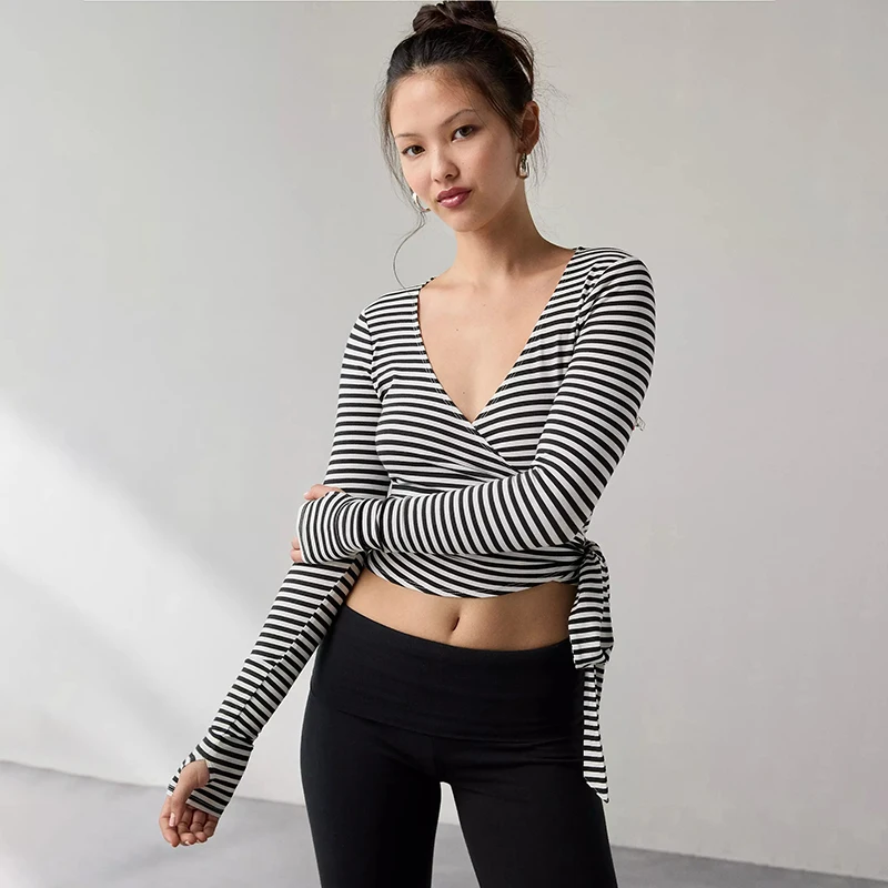 

Fall New Arrival Casual Women'S V-Neck Striped Polka Dot Slim-Fit Crop Top With Long Sleeves And Cross-Front Tie Detail