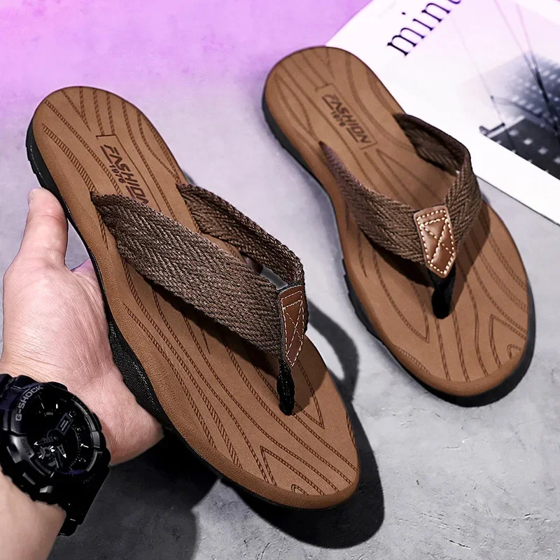 Living Room Slippers for Summer Men Men\'s Flip Flops Men Original Brands Shoes Men\'s Comfortable Slipper Man Luxury 2024 House