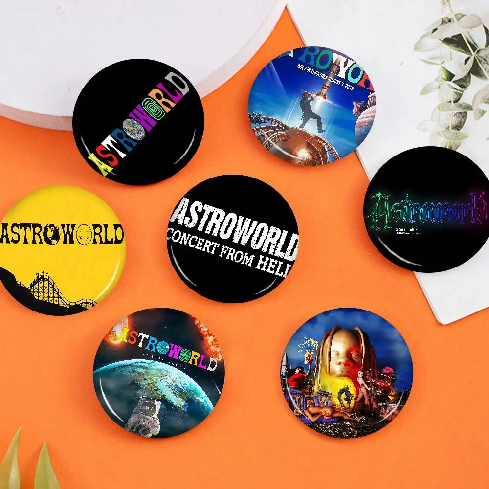 T-Travis S-Scott A-Astroworld تخصيص لينة زر دبوس للنساء مجوهرات إبداعية مضحك شارة الكرتون عاشق قبعة