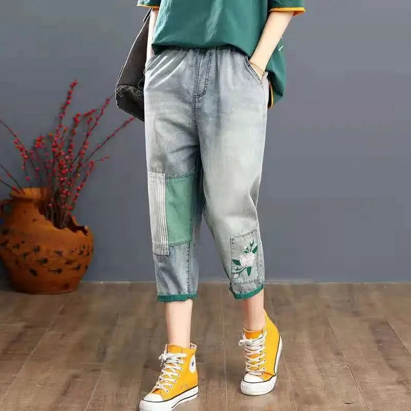 Embroidered Women JeansNew Spring Fall Calf-Length Denim Pants Loose Large Size Elastic Waist Vintage Jeans Harem Trousers