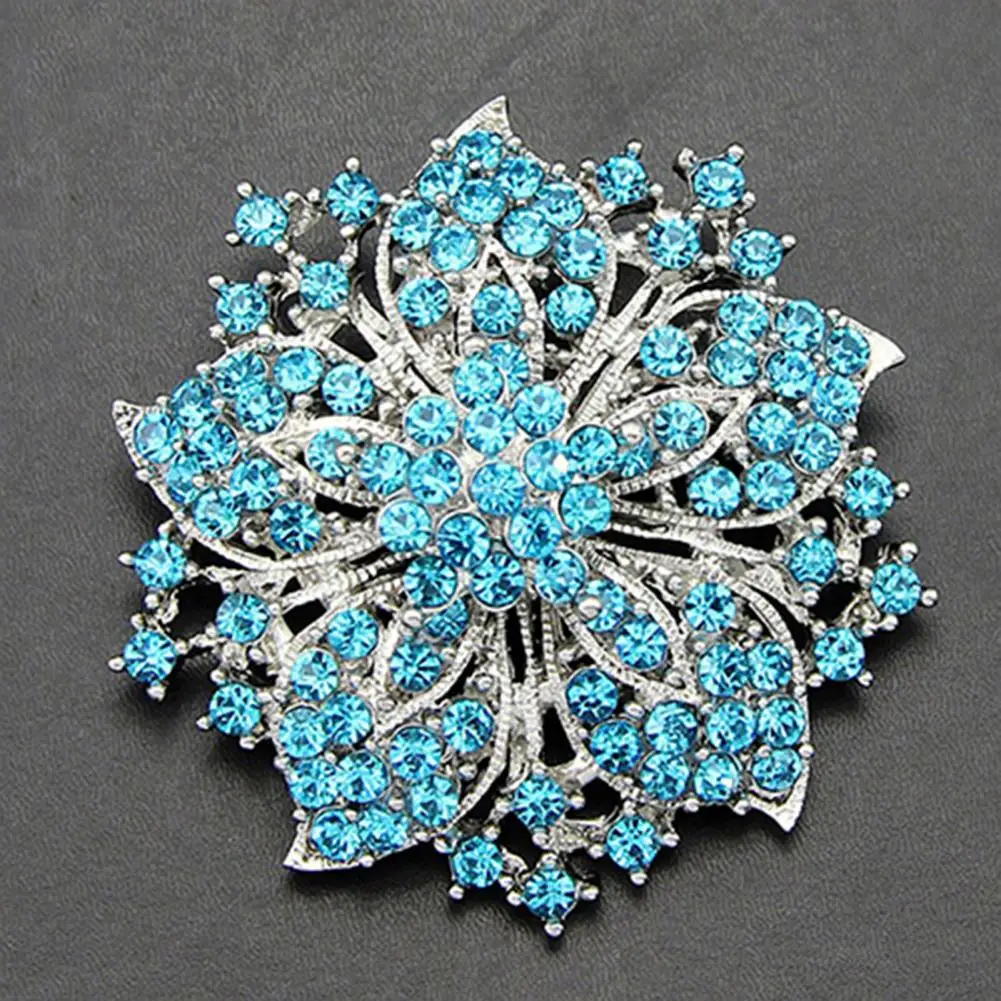 Rhinestone Vintage Flower Brooches For Women Wedding Brooch Dress Party Coat Elegant Crystal Flower Pins Brooches Blossom Brooch