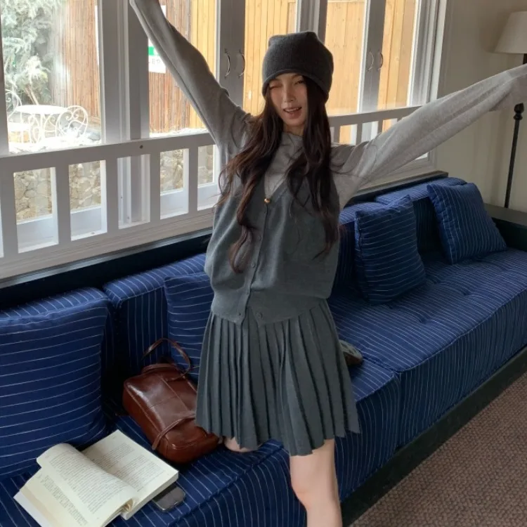 

Korean College Sle Vintage Ne Hanging Top Women's Tee-Piece Set Base Layer Sweater + Skirt Chic Winter Faion Ensemble