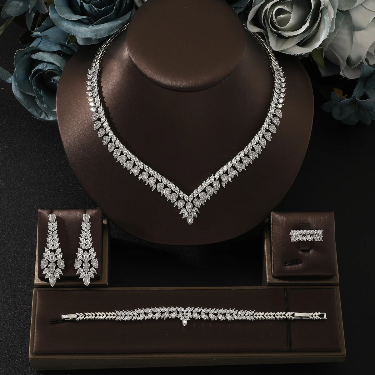 

Women Fashion Smart Luxury Bridal 4pc set Zircon Necklace Bracelet Ring Earring Set Women Boutique Wedding Anniversary Jewelry