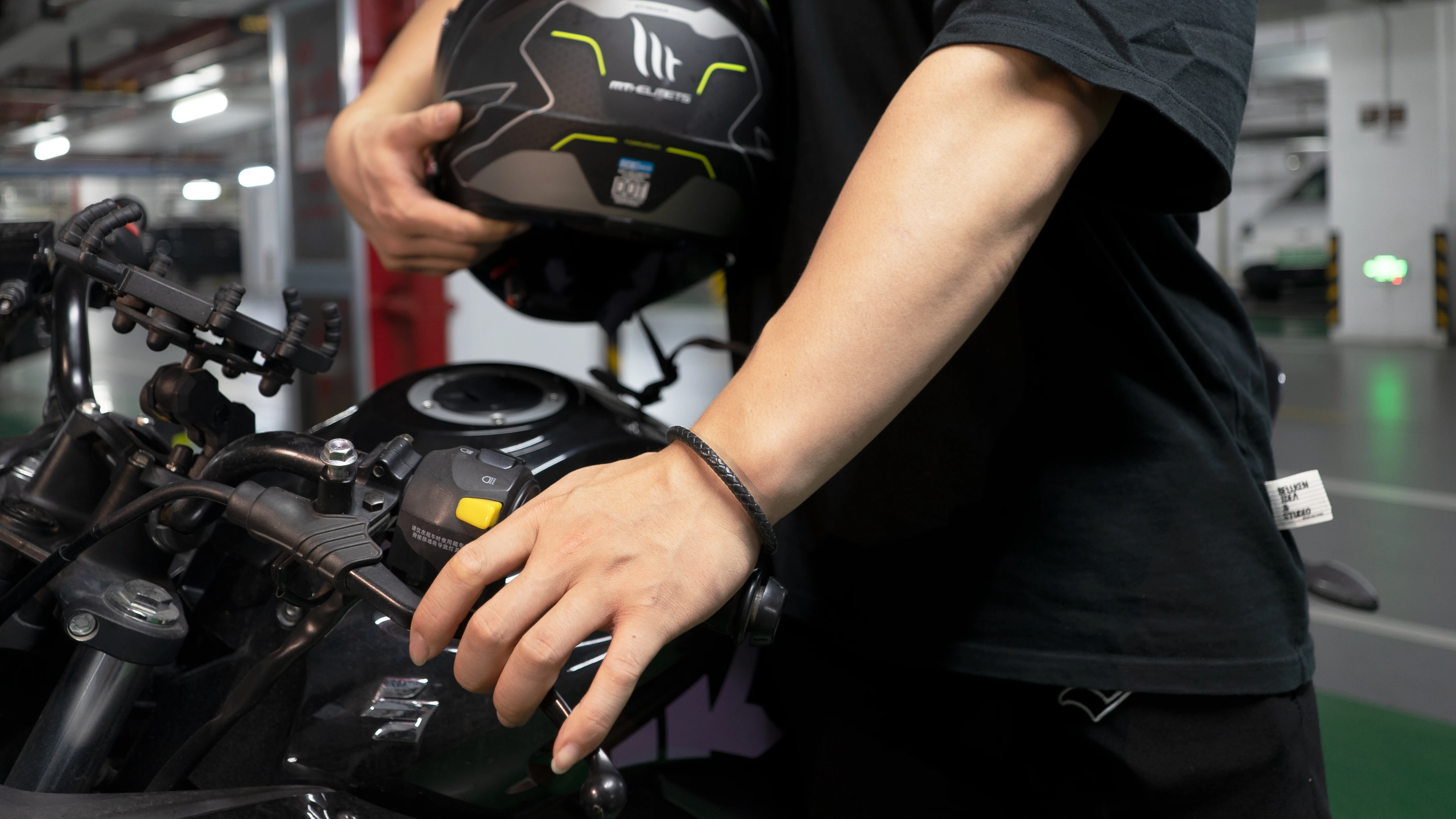 Men's business leather bracelet,brown stainless steel magnetic jewelry for men New Year and Christmas gift