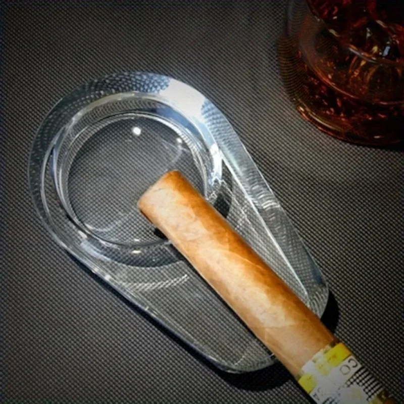 

Nightshade Mobile Crystal Fortress Ashtray Creative Personality Fashion Crystal Portable Household Cigar Cigar Tank Cigar