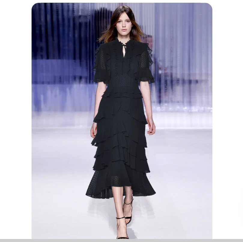 

Summer ruffle hem style princess style dress with waist cinching and swinging