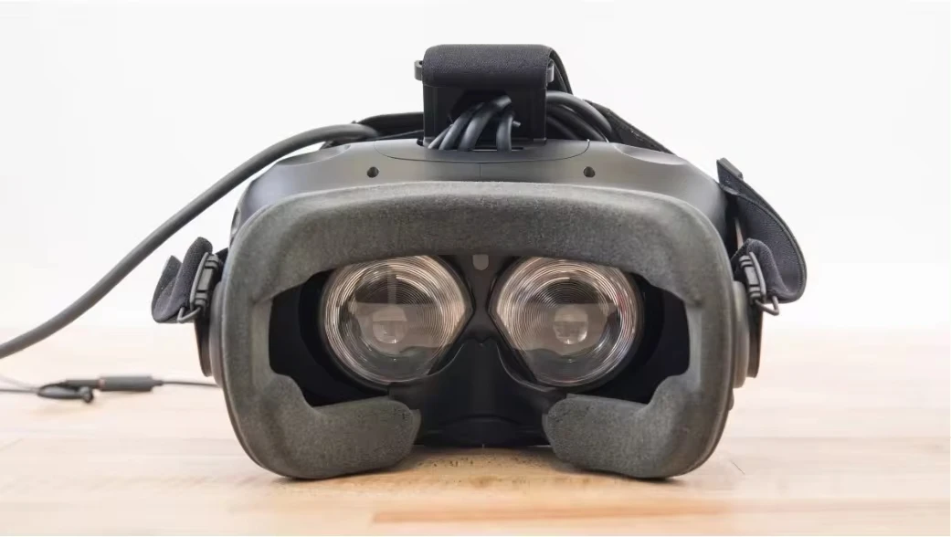 سماعة ألعاب HTC VIVE VR Kit مع وحدة تحكم 1.0 محطة قاعدة 1.0 6DoF SteamVR Tracking 3 لتجربة الواقع الافتراضي