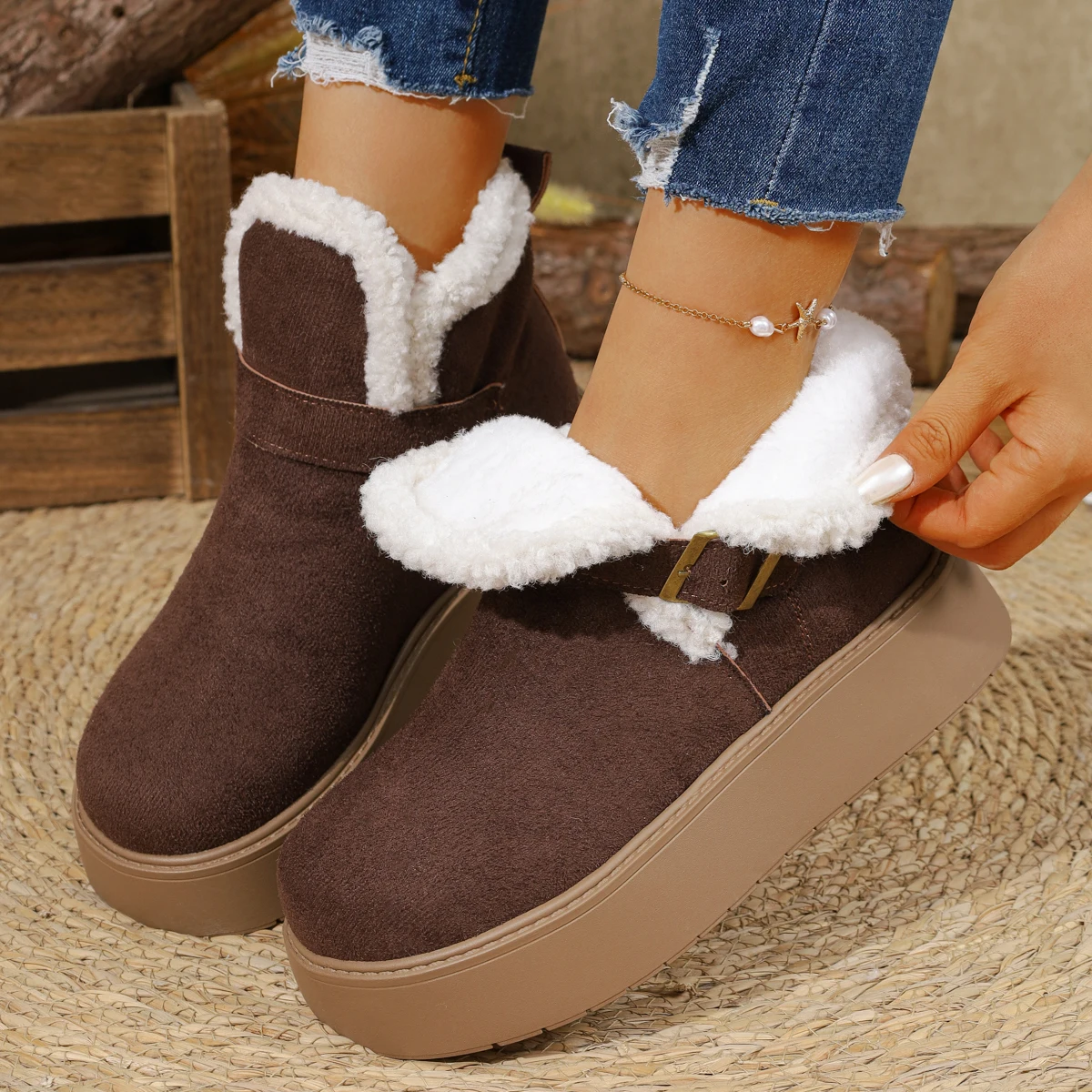 

Женские ботильоны, удобная уличная обувь на платформе, новинка 2024, зимняя обувь на плоской подошве, женские трендовые плюшевые теплые модные зимние ботинки, женские ботинки