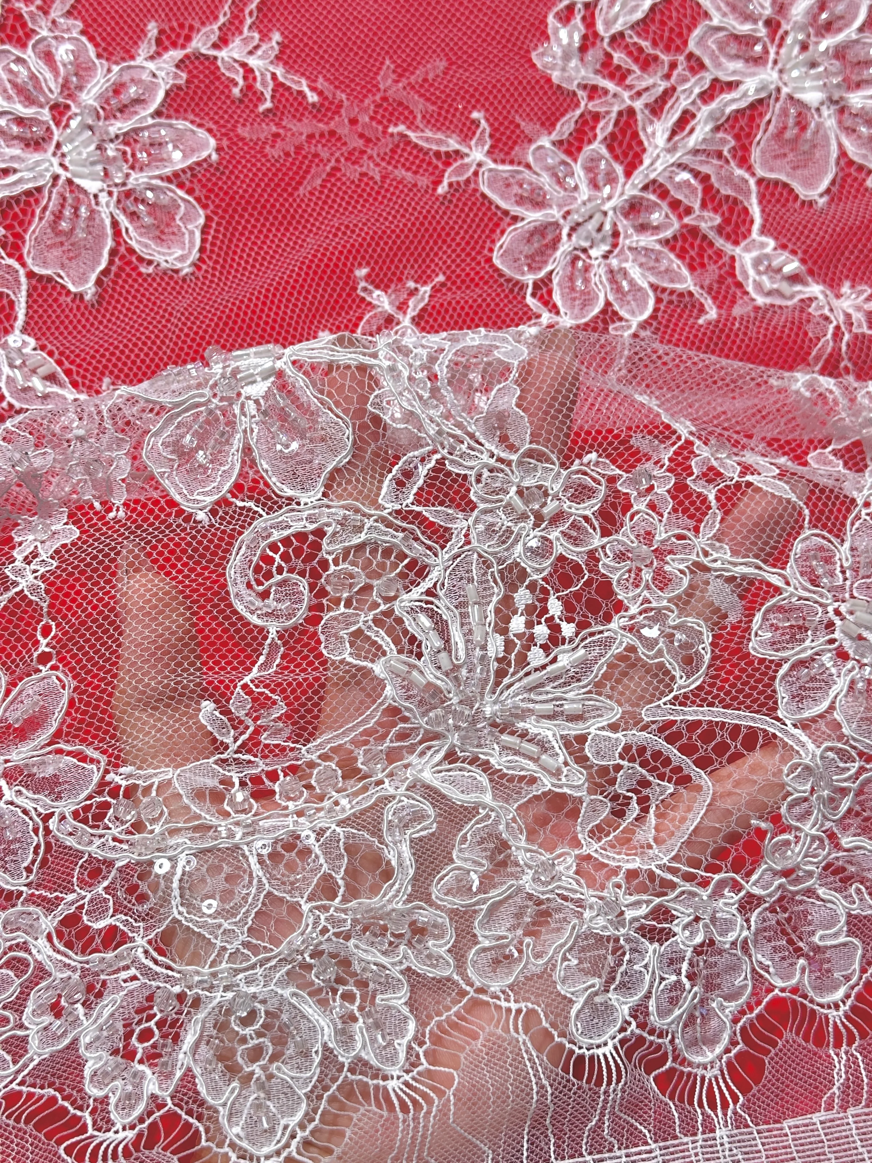 قماش تول فرنسي فاخر جديد لحفلات الزفاف الأوروبية لعام 2026 مع ترتر وخرز على الطراز النيجيري قماش فستان الزفاف للحفلات من الدانتيل #3