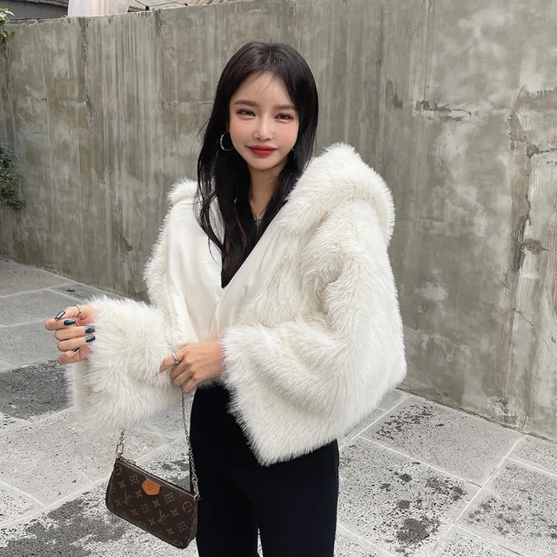 Toka White Short Thickened Warm Fur Coat Temperament Celebrity Fur One Piece Hooded Cardigan Coat