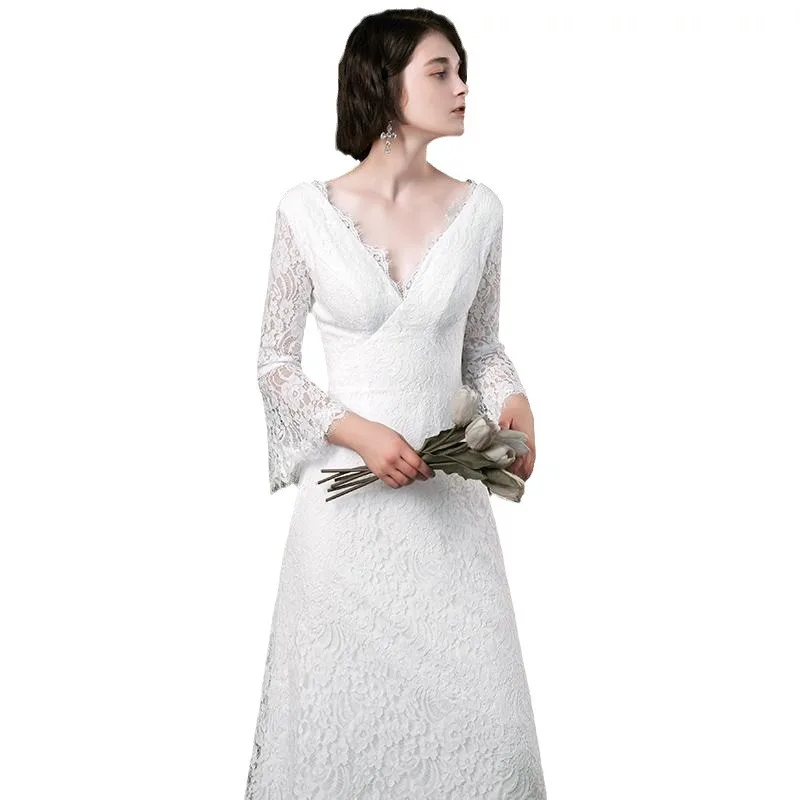 เซ็กซี่ลึก V คอชุดแต่งงานเปลือยคลาสสิก Elegant Lace ชุดเจ้าสาว Flare Sleeve ใหม่ Sukienka Na Wesele