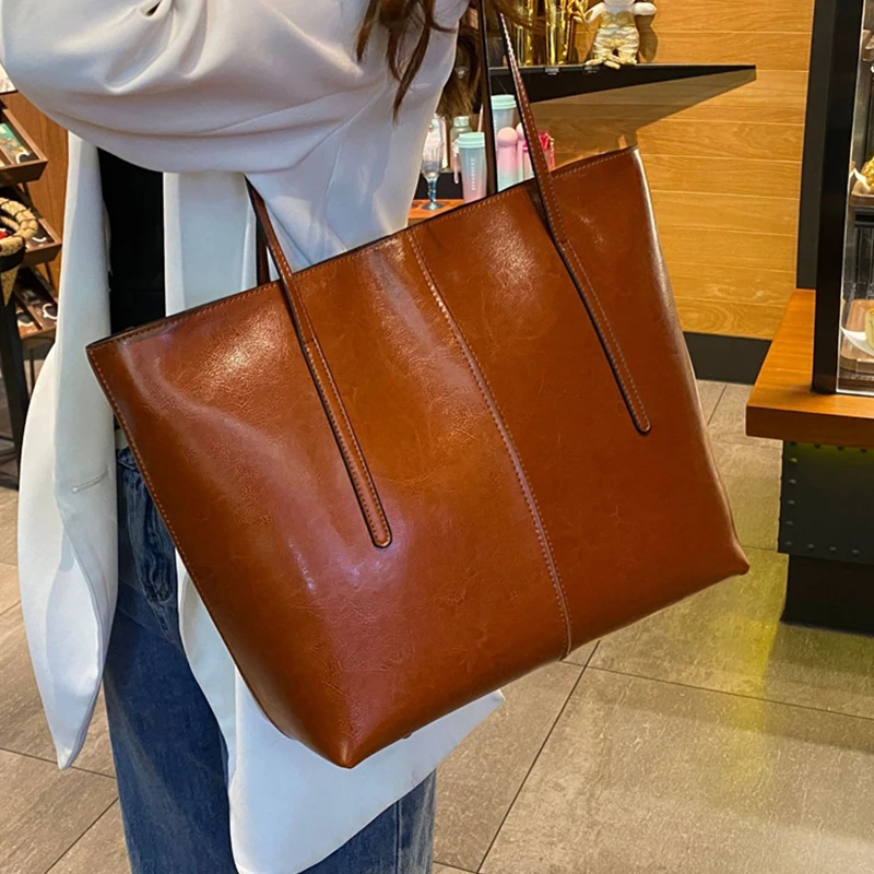 

Toptrends Vintage Cow Genuine Leather Large Tote Bags For Women 2025 Luxury Designer Shopping Shoulder Bags Work Ladies Handbags