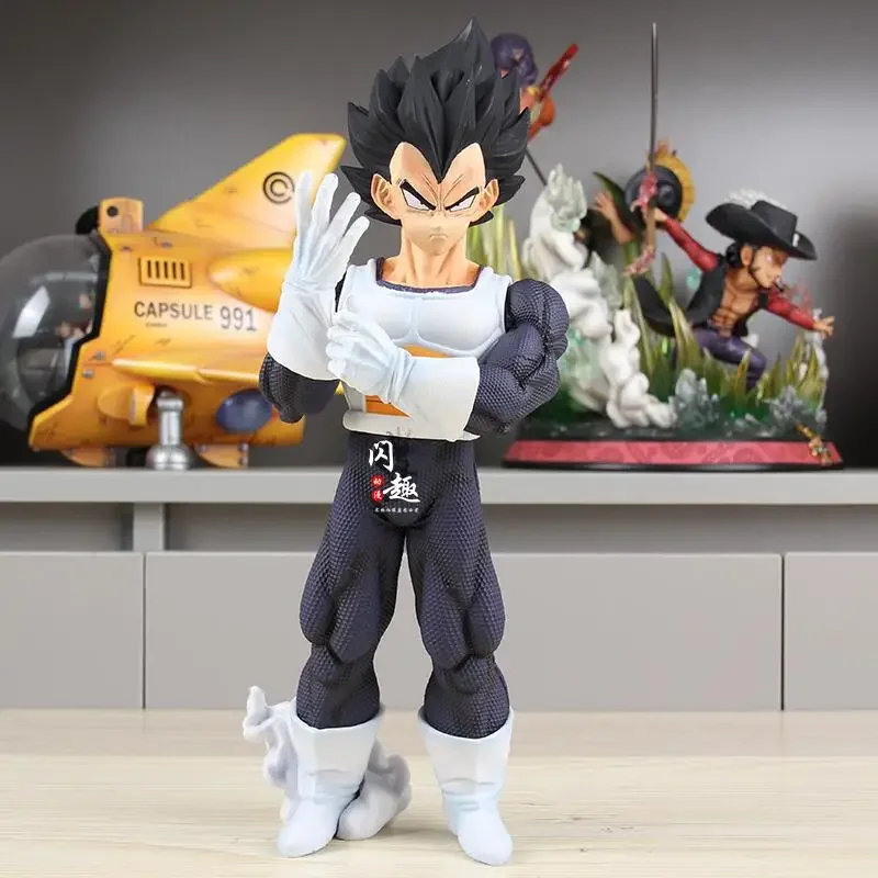 

Статуя из эпоксидной смолы из аниме «Драконий жемчуг»