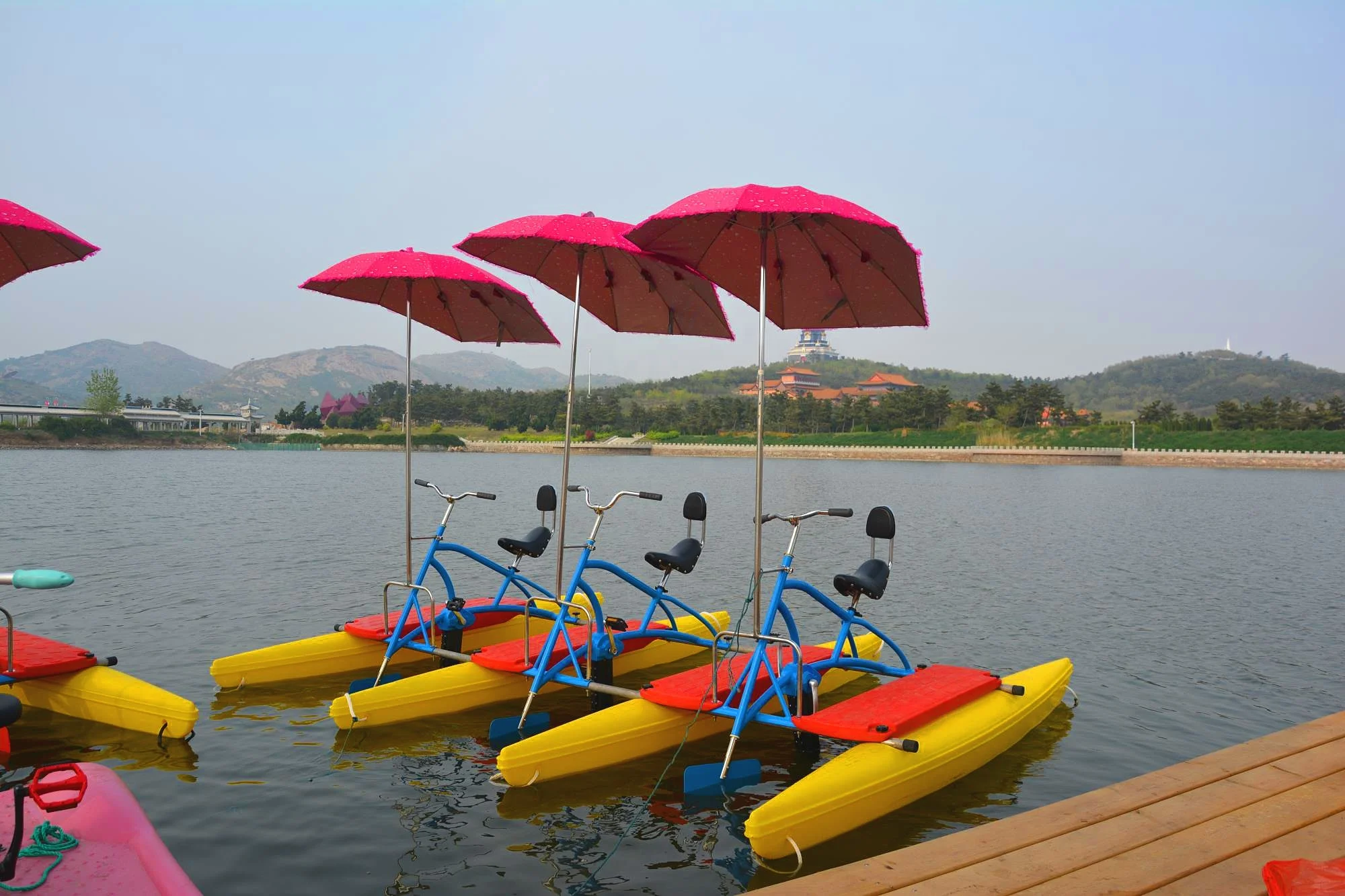 New summer popular single water bike,water bicycle float with after sales provided