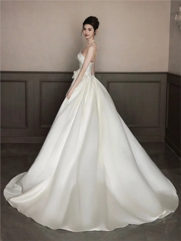 Tube Top Light New Satin Trailing White Dress