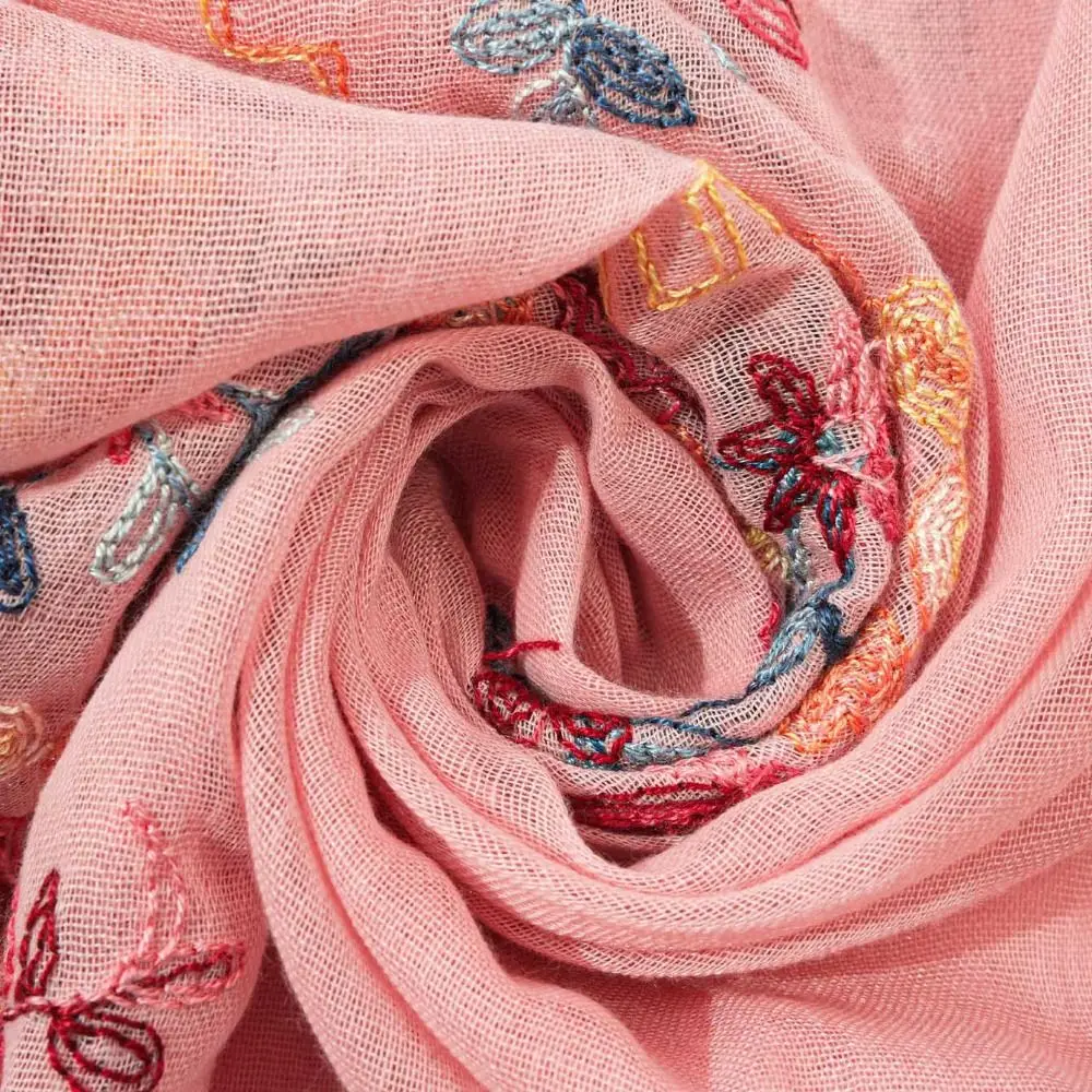 Flower Pattern Embroidered Silk Scarf Boho Style Polyester Material Neck Scarf Windproof Sun Protection Gauze Scarf Women\'s