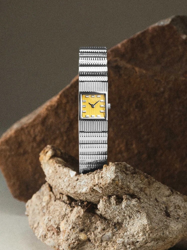 Elegant Retro Small Square Watch Niche Light Luxury Fashion Simple Personalized Watch Couple Watch Women