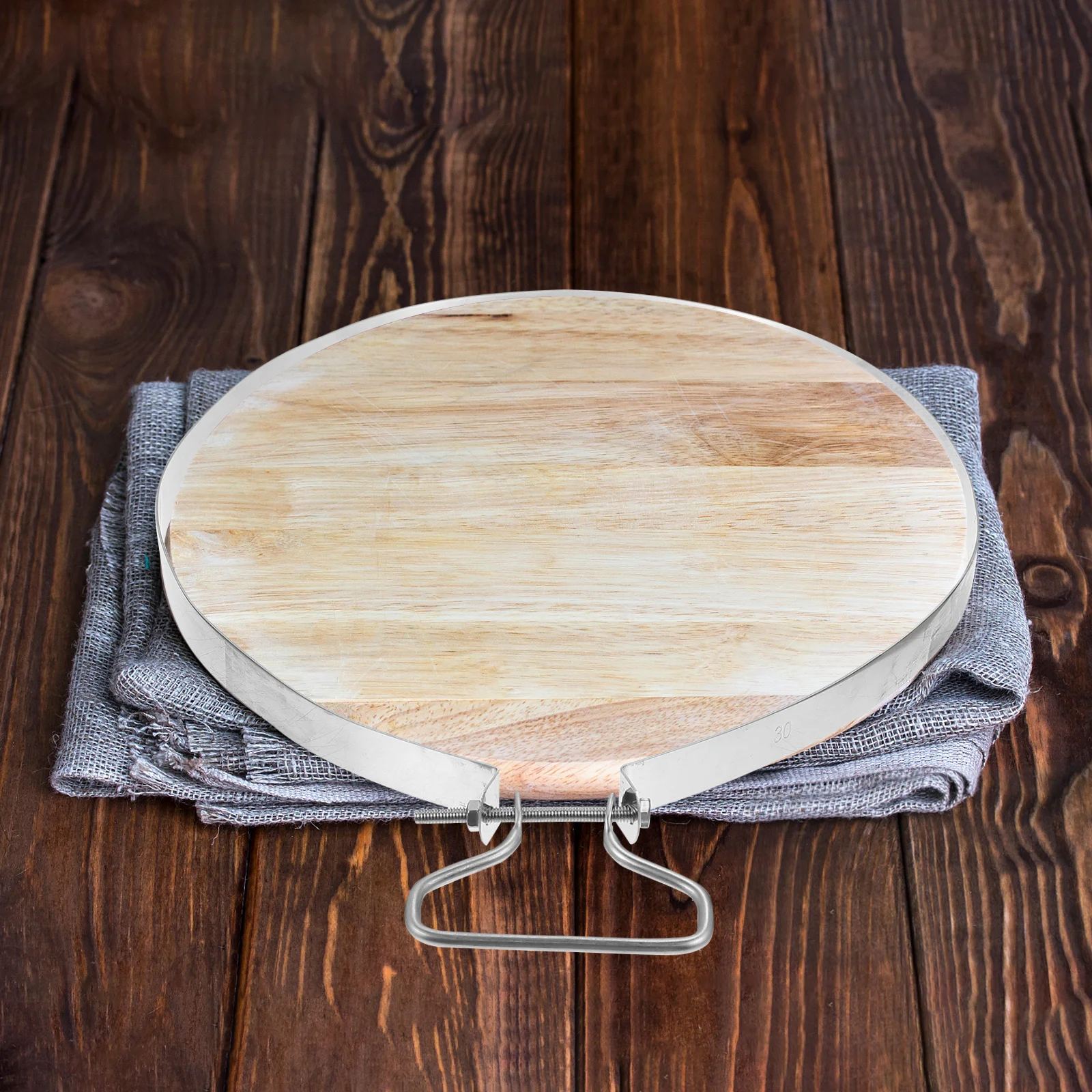 

1Pcs Creative Stainless Steel Cutting Board Ring Simple Operation High Class Material Cutting Board Ring Kitchen Supply