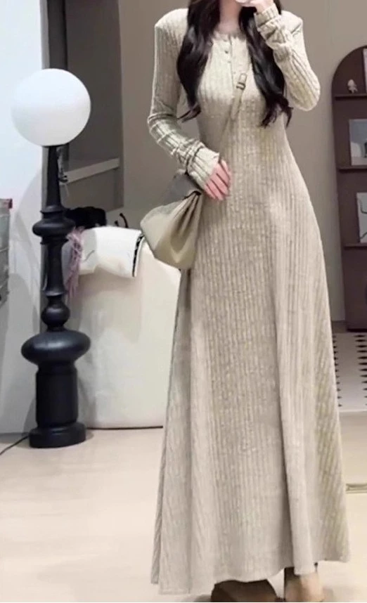 2026  Knitted Dress Women's Autumn New Collection Waist Cinching Long Skirt