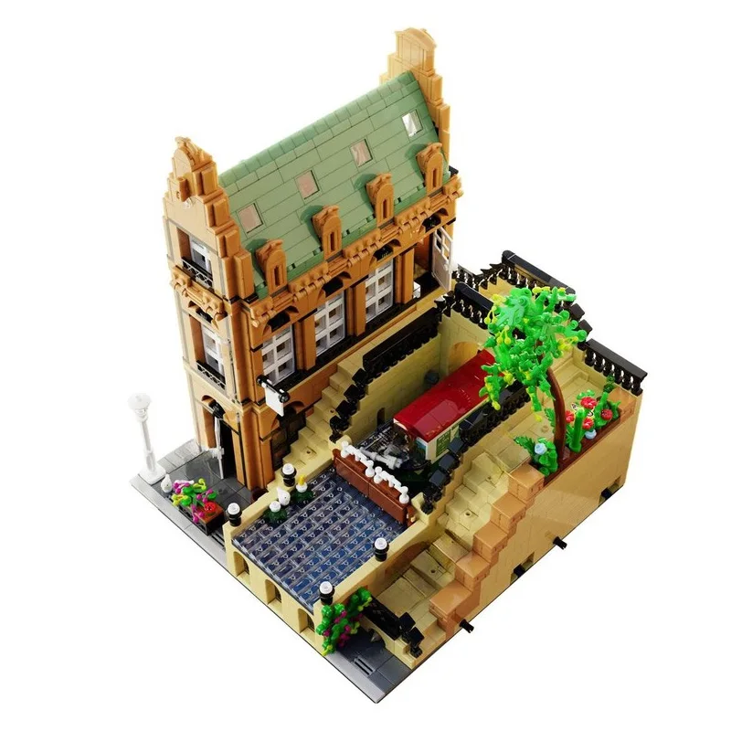 

European retro style multi-storey building block European cafe The romantic atmosphere