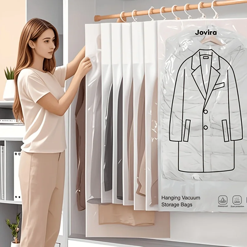 4-piece set, hanging vacuum compression storage bag, with three sizes to choose from: short, long, and long. Suitable for storing suits, dresses, jackets, and other clothing. Reusable vacuum compression bag. Products that save wardrobe space.
