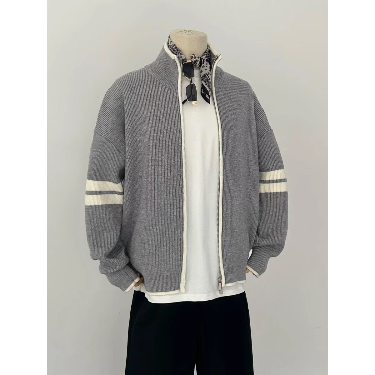 

Мужская трикотажная куртка на молнии, осень-зима, новинка, цветная блузка, верхняя одежда с полосатым воротником, повседневный модный простой свитер, пальто