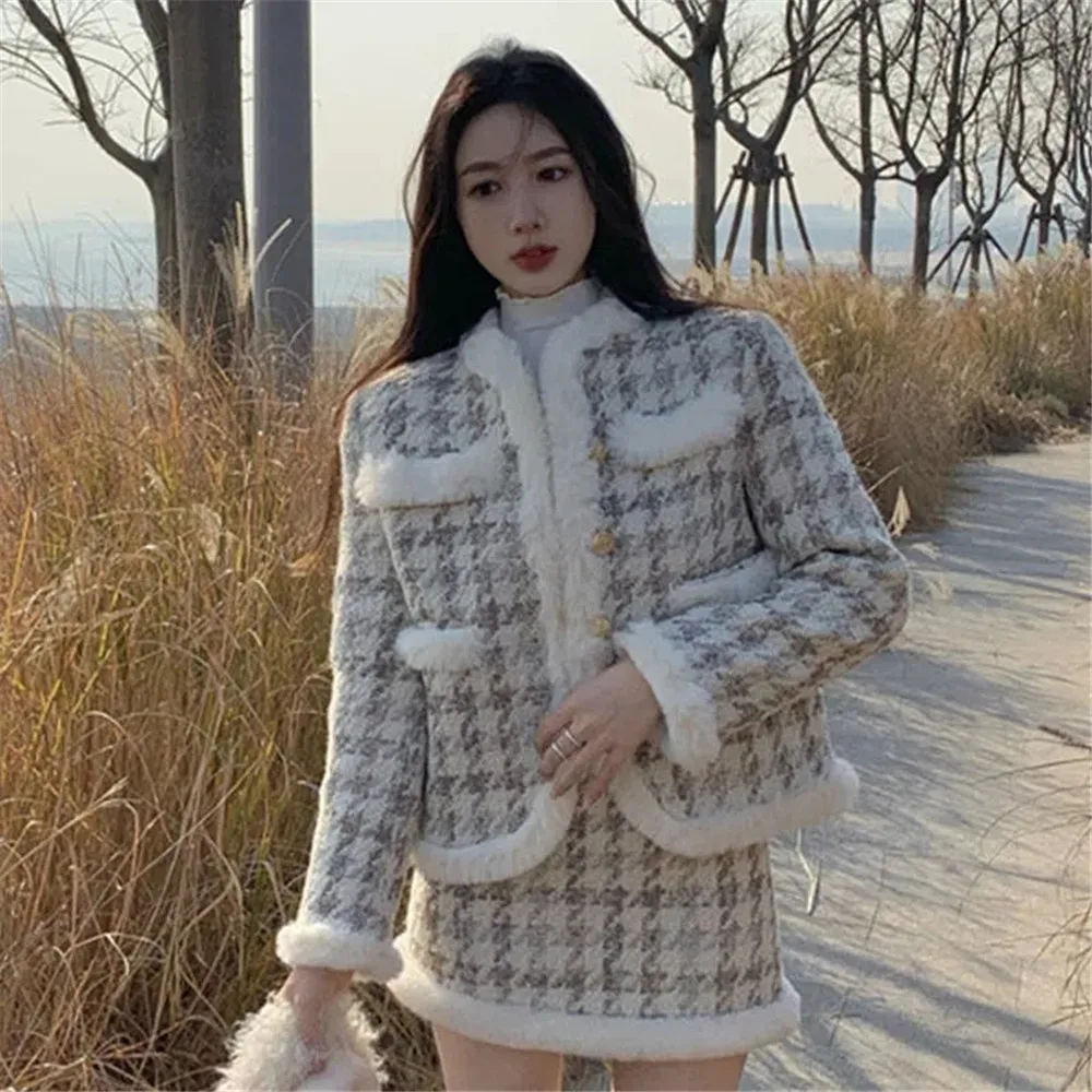 Elegant Small Fragrance Wind Tweed Plaid Mini Skirt Sets Women Autumn Winter Plush Splice Jackets Thicken Two Piece Suit Outfits