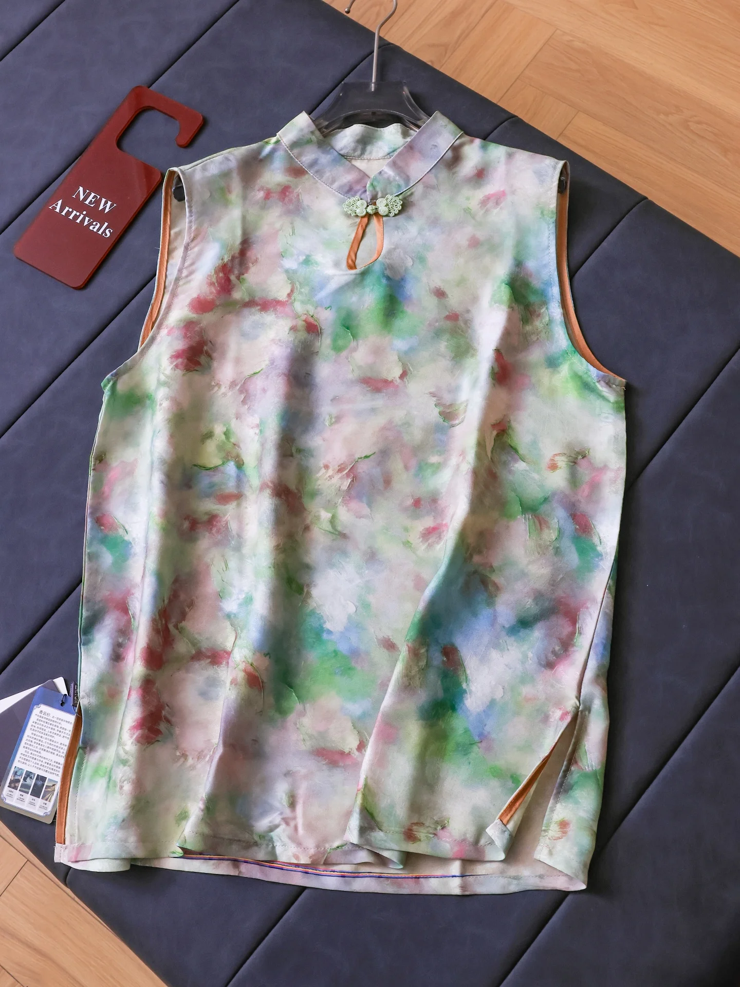 Nueva camisa de verano sin mangas con cuello alto y estampado holgado de estilo chino para mujer, tela de poliéster a la moda T960