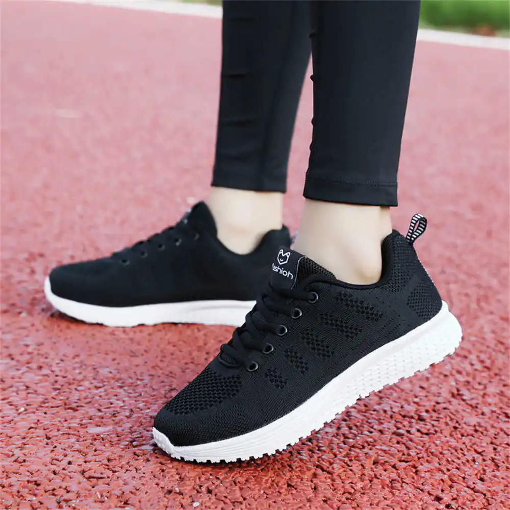 

Big Size Breathable Hiking Hiking Hiking Woman Shoes Sneakers High Brand Sport Scarp New Year's Of Famous Brands