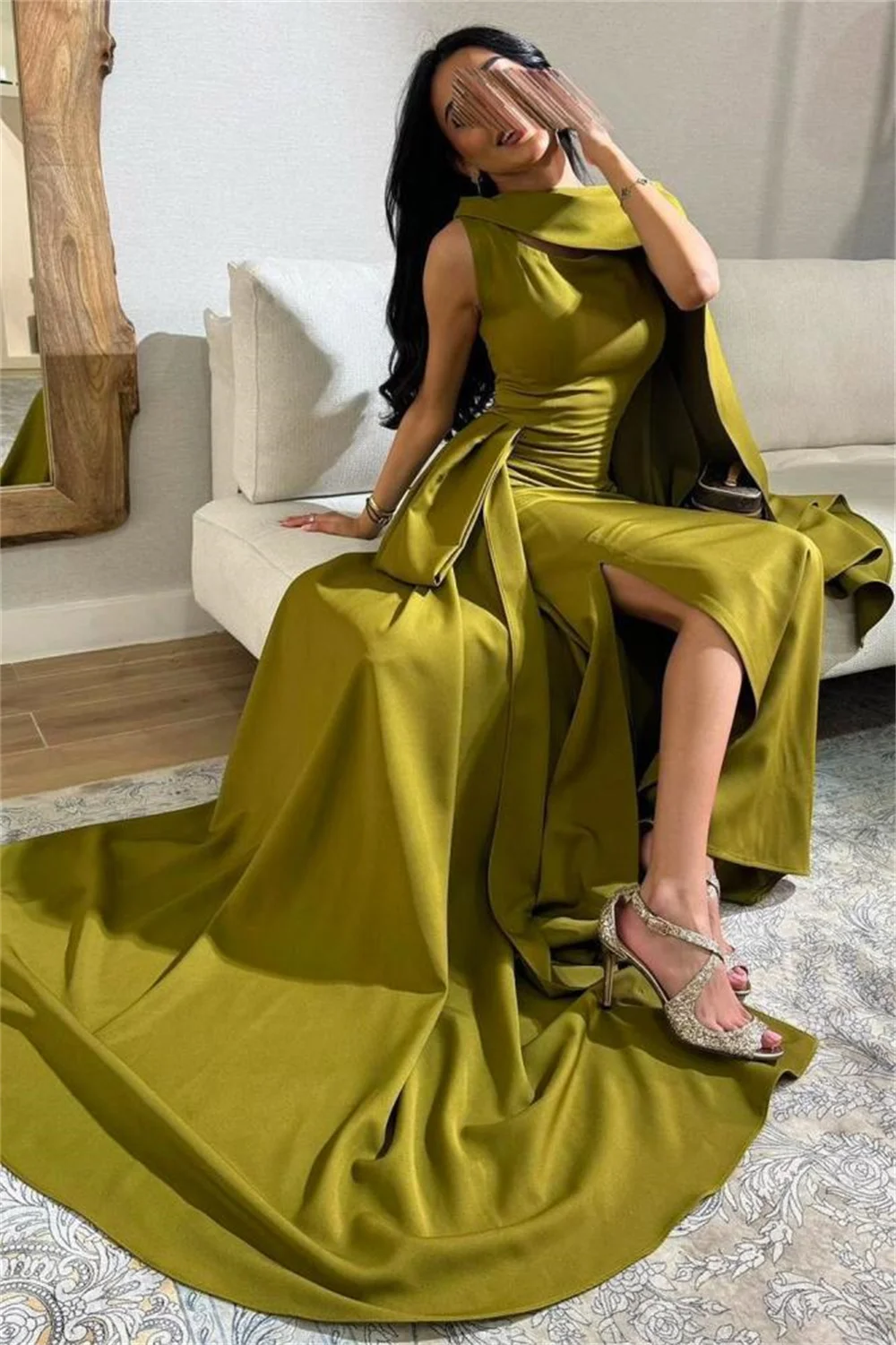 Elegant Soft Olive Green Long Satin Evening Gown with Skirt Elastic Pleated Prom Dresses Modern Style Long Graduation For Women