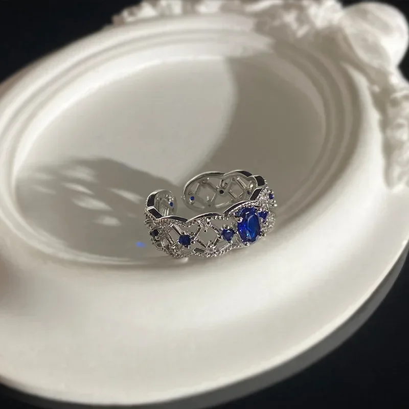 MDL مويسانيتي 1 نمط الدانتيل المجوف تقليد خاتم الزمرد مطلية بالذهب بيضة الحمام الخفيفة الفاخرة المفتوحة البنصر الإناث #2