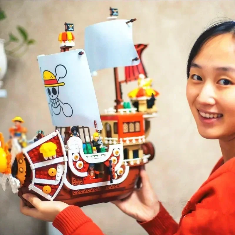 468-1484Pcs Sunshine Boat Building Blocks Cartoon Pirate Ship With Figure Bricks Set Toys For Kid Childrens Birthdays Gifts